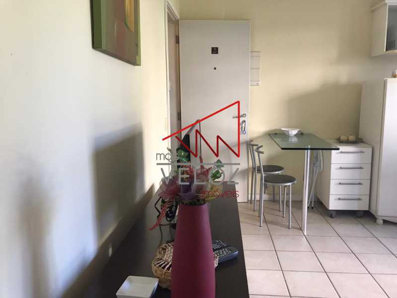 Apartamento à venda com 1 quarto, 40m² - Foto 9