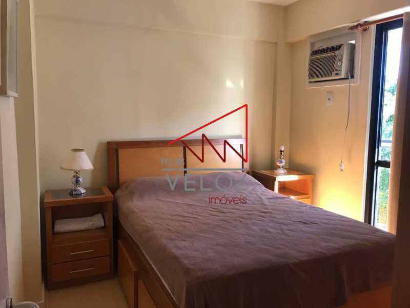 Apartamento à venda com 1 quarto, 40m² - Foto 18