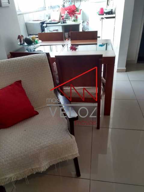 Apartamento à venda com 3 quartos, 75m² - Foto 3