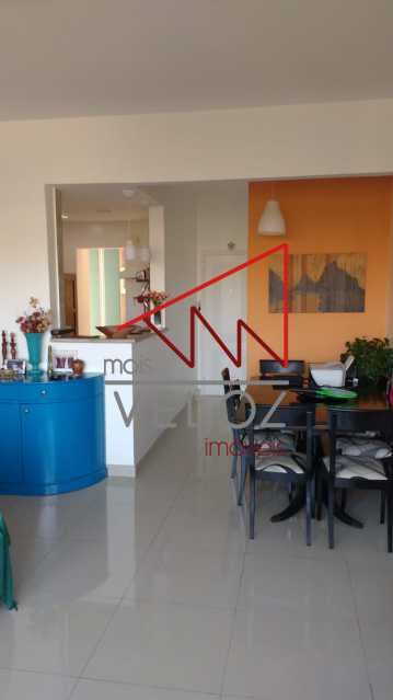 Apartamento à venda com 3 quartos, 125m² - Foto 4