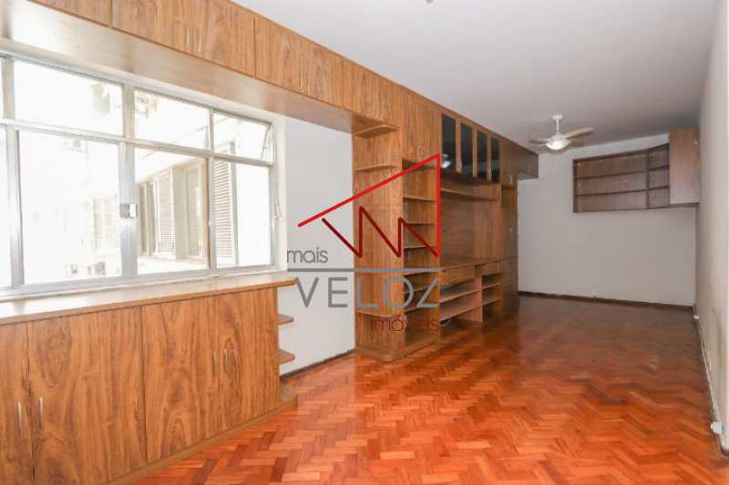 Apartamento à venda com 3 quartos, 120m² - Foto 2