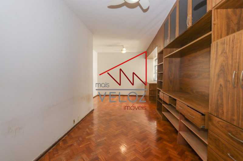 Apartamento à venda com 3 quartos, 120m² - Foto 4