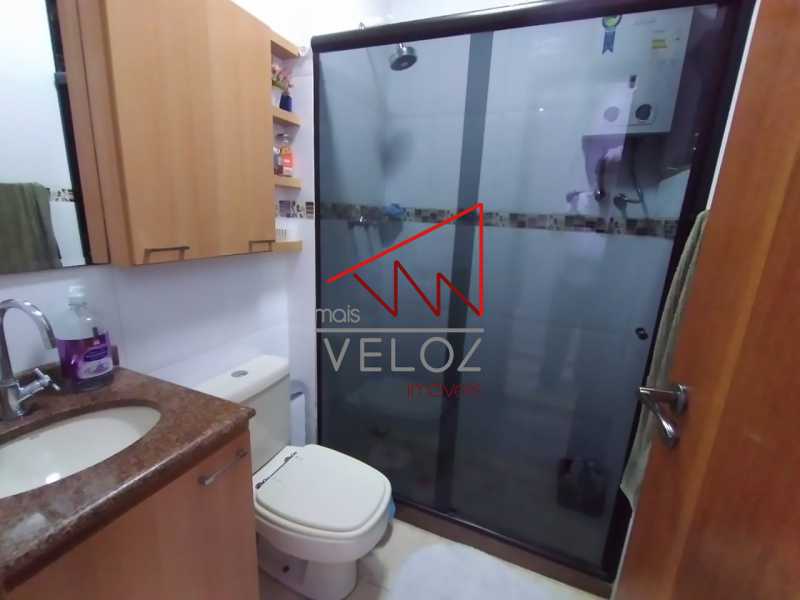 Apartamento à venda com 2 quartos, 60m² - Foto 14