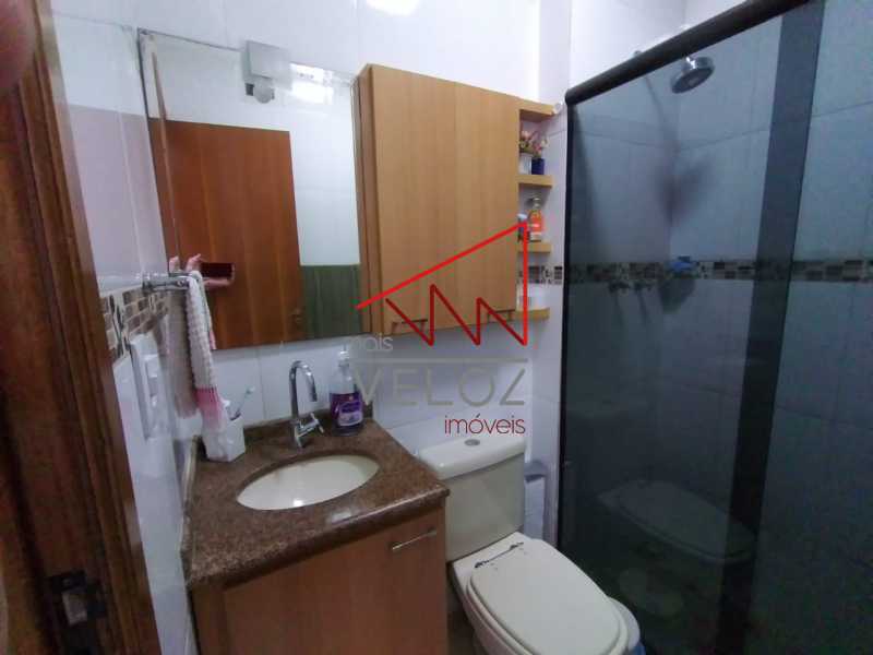 Apartamento à venda com 2 quartos, 60m² - Foto 13