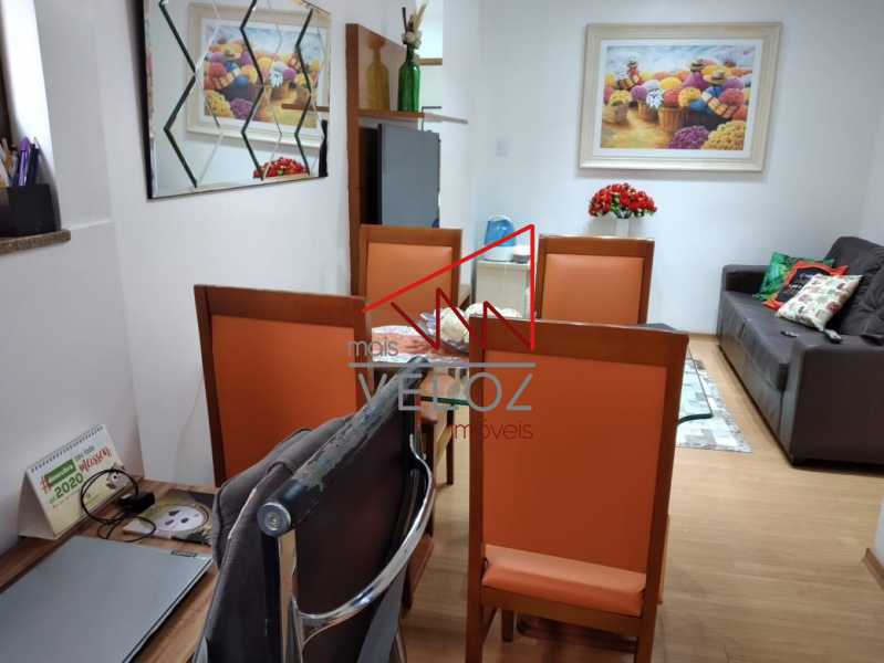 Apartamento à venda com 2 quartos, 60m² - Foto 4