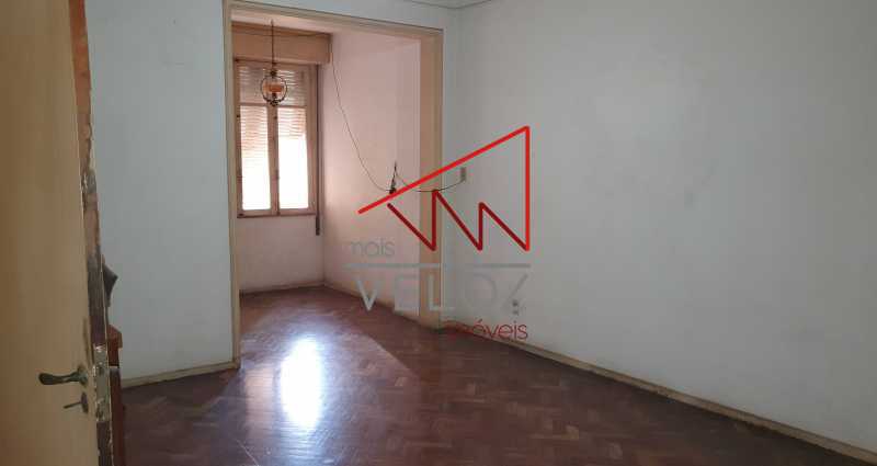 Apartamento à venda com 3 quartos, 130m² - Foto 9