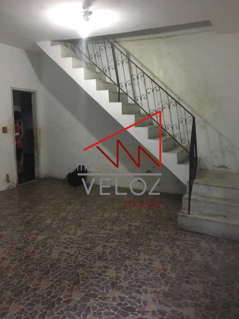 Casa de Vila à venda com 4 quartos, 203m² - Foto 8