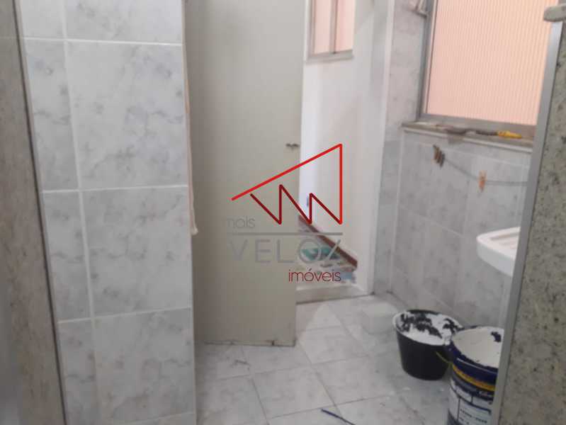 Apartamento à venda com 2 quartos, 75m² - Foto 14