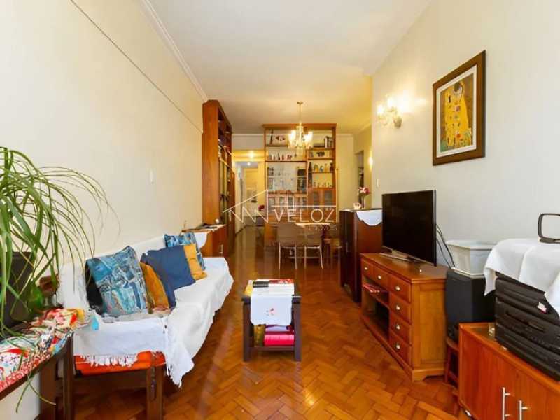 Apartamento à venda com 3 quartos, 115m² - Foto 3