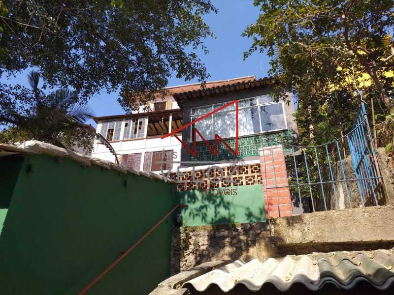 Casa à venda com 5 quartos, 400m² - Foto 2