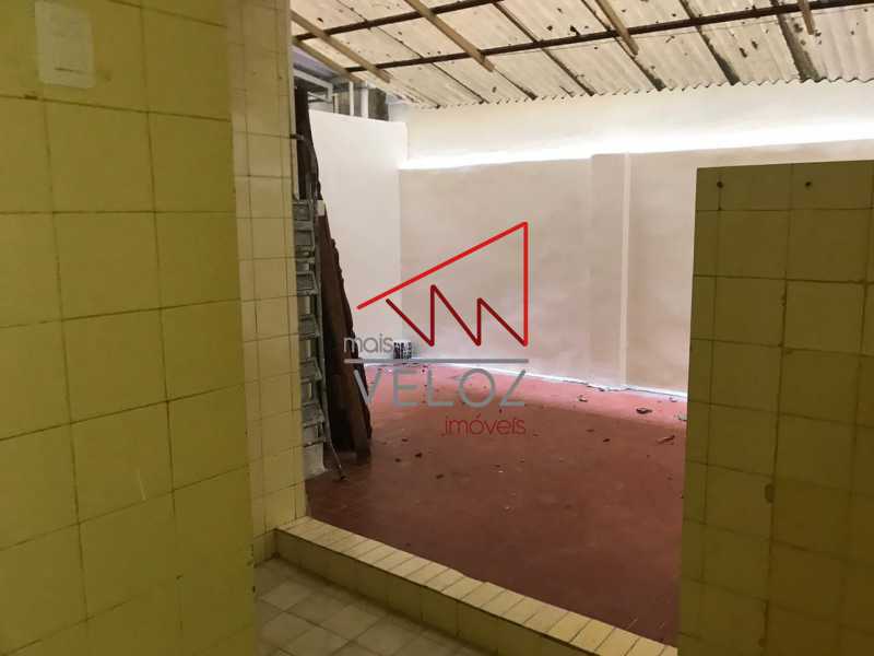 Apartamento à venda com 3 quartos, 101m² - Foto 26