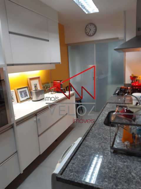 Apartamento à venda com 2 quartos, 80m² - Foto 16