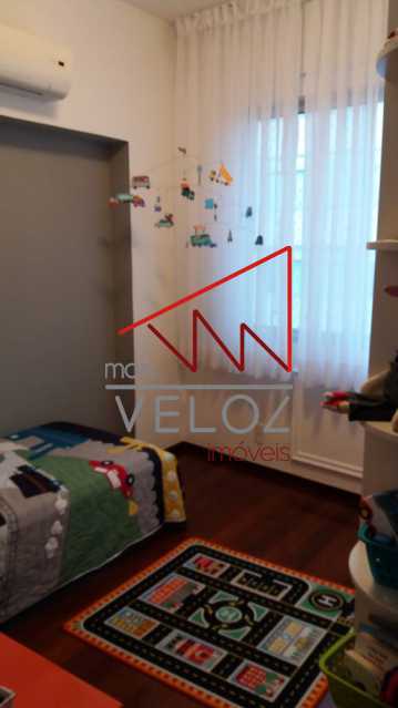 Apartamento à venda com 2 quartos, 80m² - Foto 4