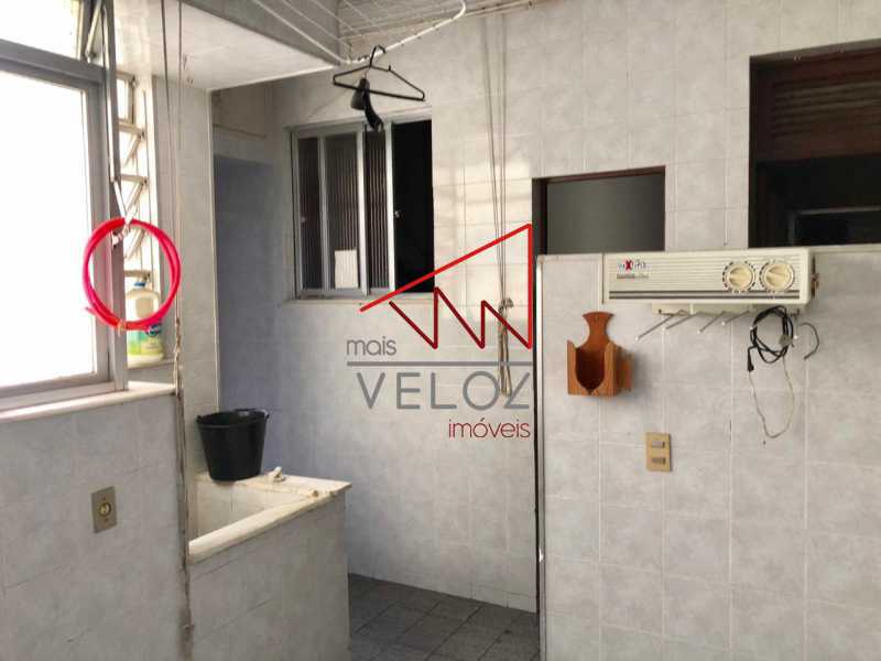 Apartamento à venda com 3 quartos, 170m² - Foto 7