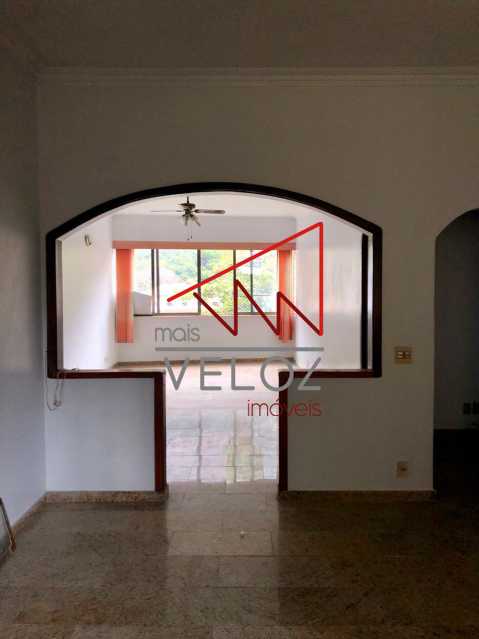 Apartamento à venda com 3 quartos, 170m² - Foto 11