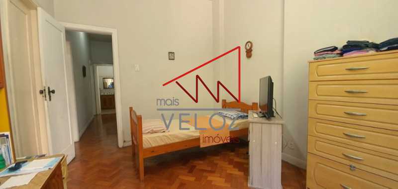 Apartamento à venda com 3 quartos, 94m² - Foto 11