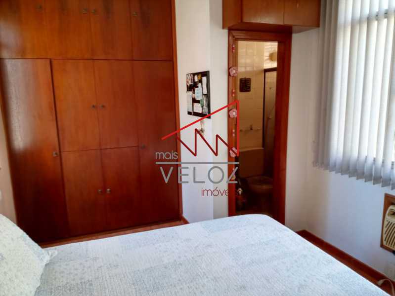 Apartamento à venda com 1 quarto, 40m² - Foto 1