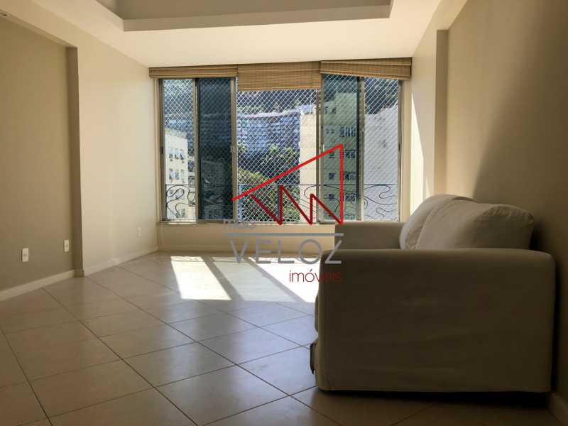 Apartamento à venda com 3 quartos, 160m² - Foto 4