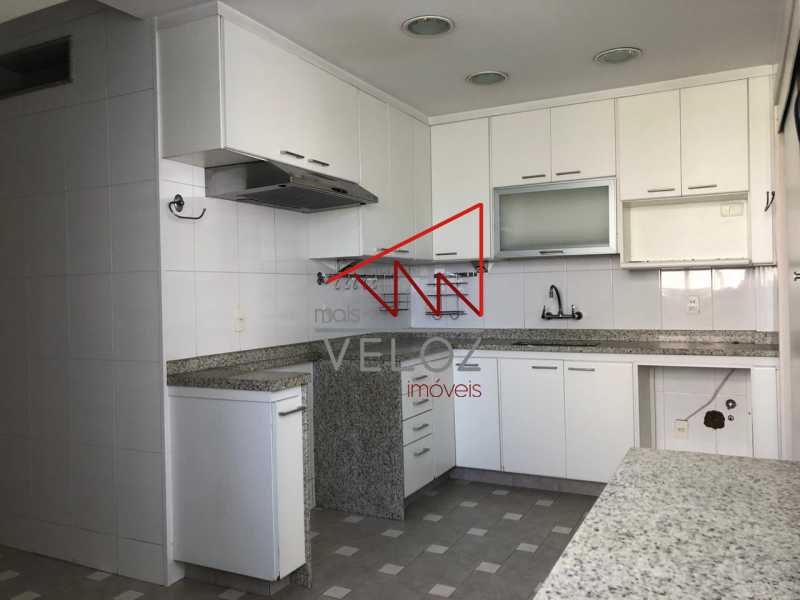 Apartamento à venda com 3 quartos, 160m² - Foto 25