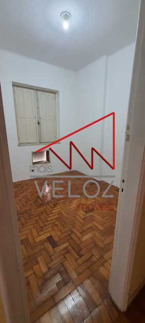 Casa de Vila à venda com 3 quartos, 60m² - Foto 2