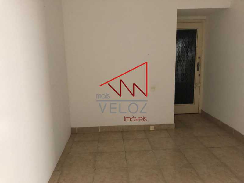 Apartamento à venda com 3 quartos, 210m² - Foto 23