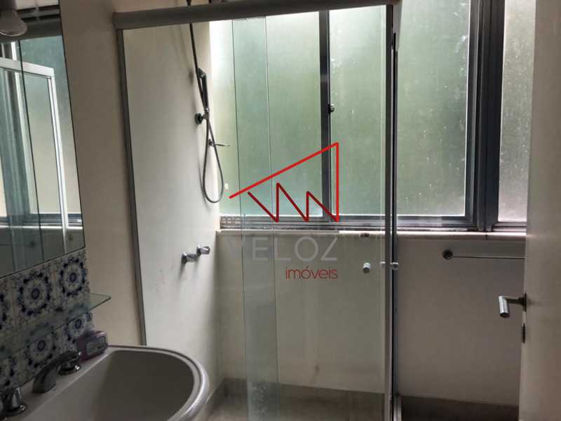 Apartamento à venda com 3 quartos, 210m² - Foto 25