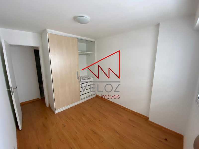 Apartamento à venda com 3 quartos, 95m² - Foto 8