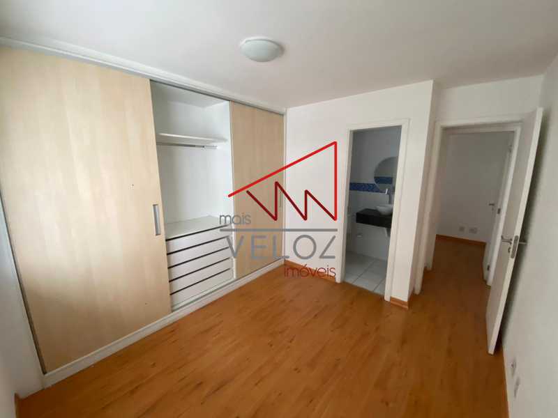 Apartamento à venda com 3 quartos, 95m² - Foto 12