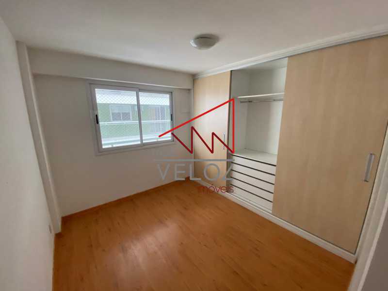 Apartamento à venda com 3 quartos, 95m² - Foto 7