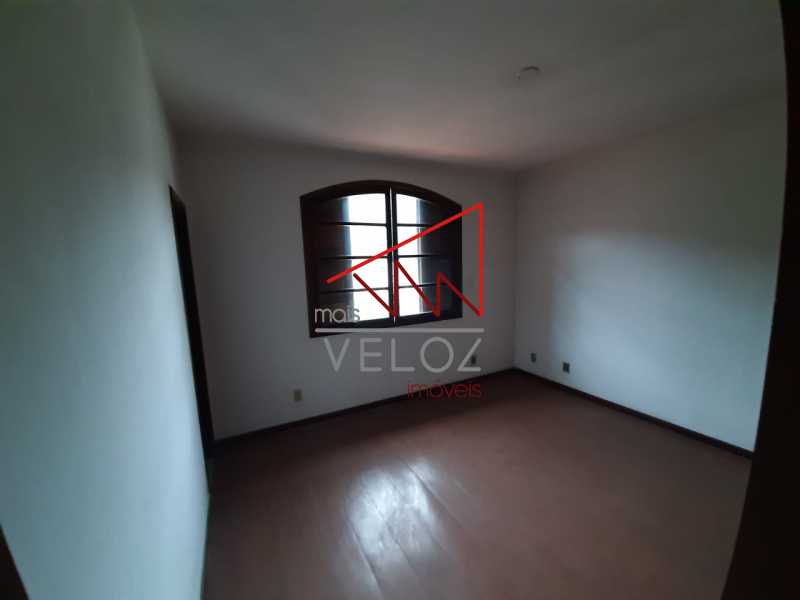 Casa à venda com 3 quartos, 320m² - Foto 21