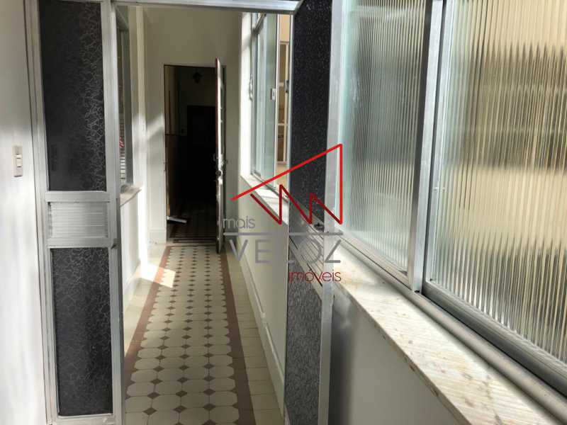 Apartamento à venda com 2 quartos, 45m² - Foto 18