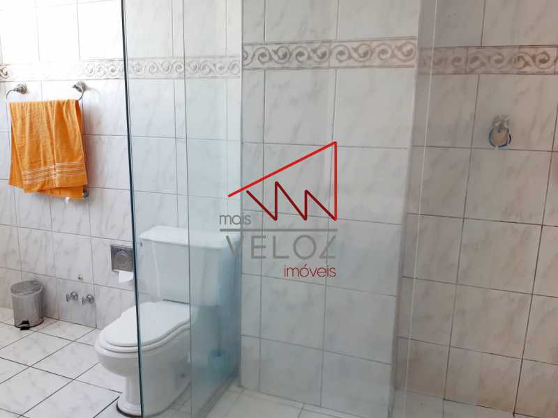 Apartamento à venda com 4 quartos, 210m² - Foto 21