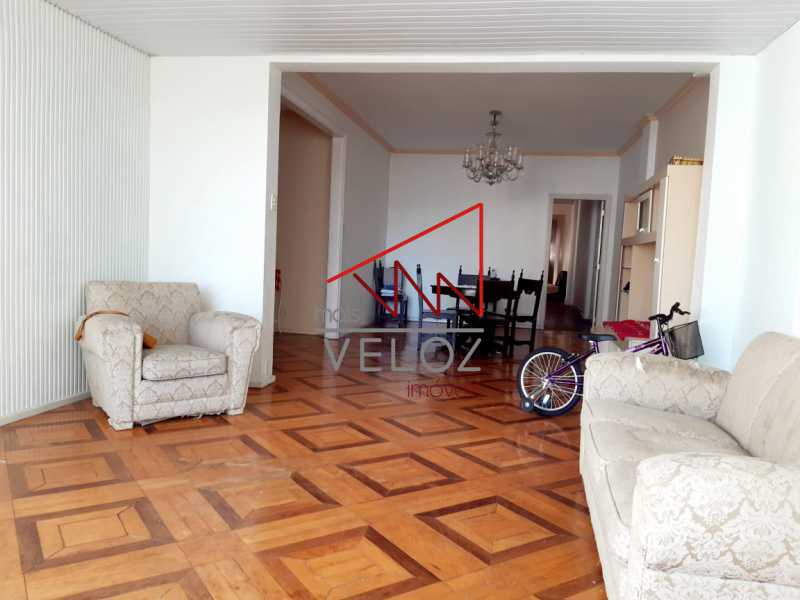 Apartamento à venda com 4 quartos, 210m² - Foto 7