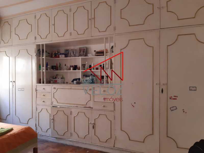 Apartamento à venda com 4 quartos, 210m² - Foto 16