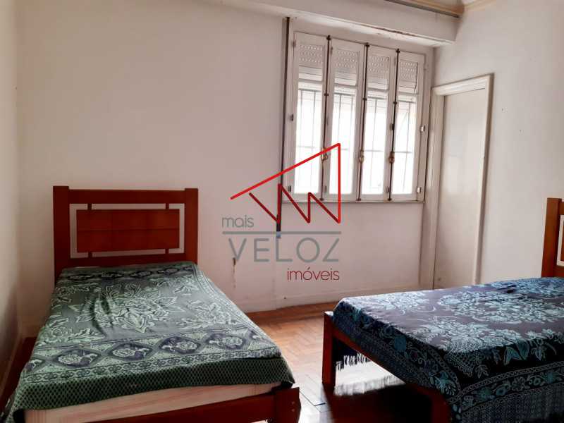 Apartamento à venda com 4 quartos, 210m² - Foto 14