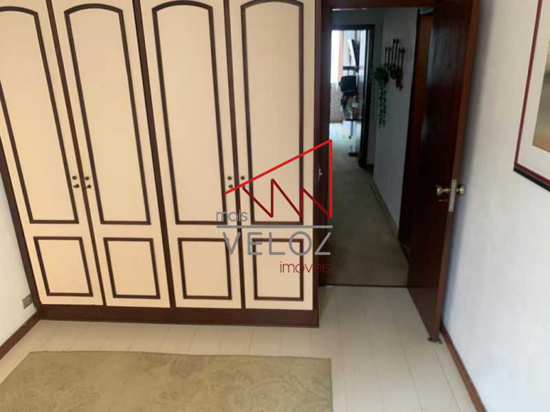 Apartamento à venda com 3 quartos, 116m² - Foto 19