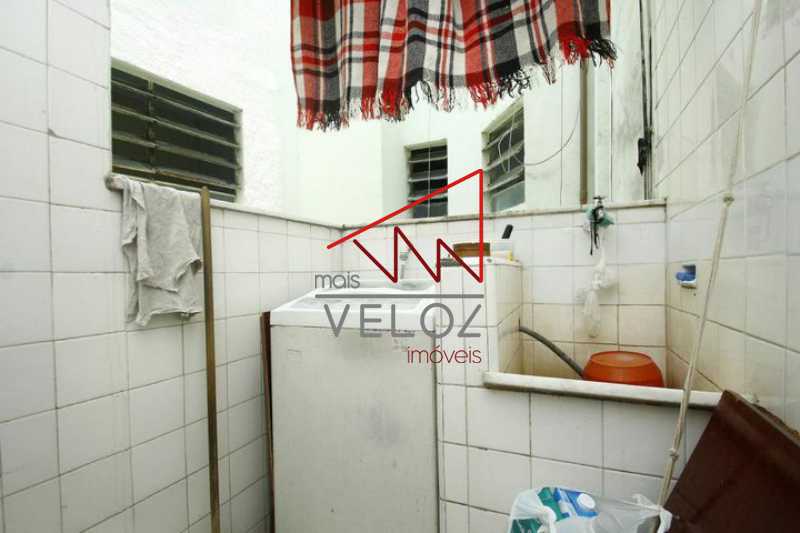 Apartamento à venda com 2 quartos, 70m² - Foto 15