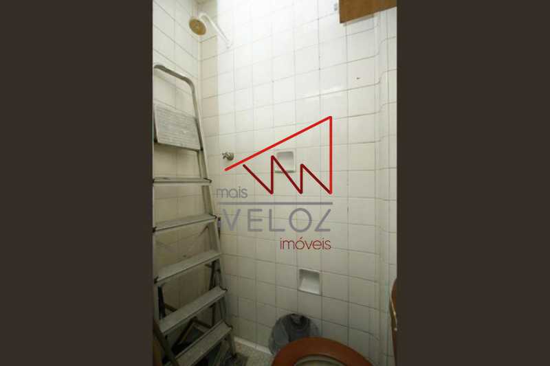 Apartamento à venda com 2 quartos, 70m² - Foto 20