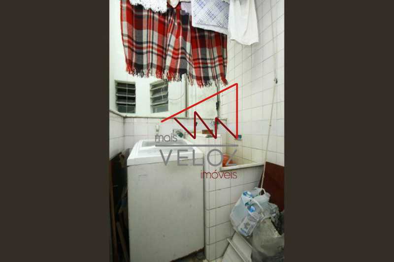 Apartamento à venda com 2 quartos, 70m² - Foto 16