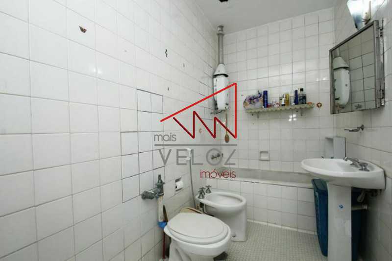 Apartamento à venda com 2 quartos, 70m² - Foto 29