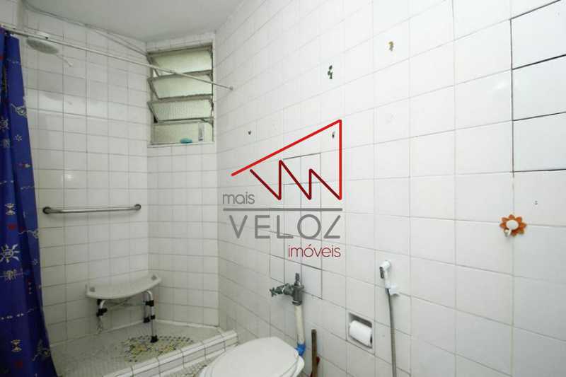 Apartamento à venda com 2 quartos, 70m² - Foto 30