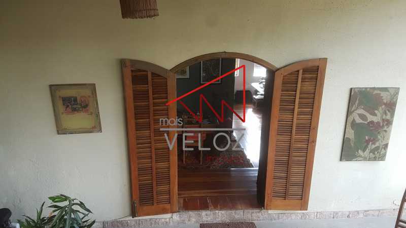 Casa à venda com 4 quartos, 108m² - Foto 8