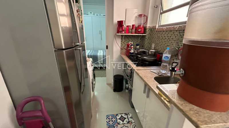 Apartamento à venda com 1 quarto, 30m² - Foto 12