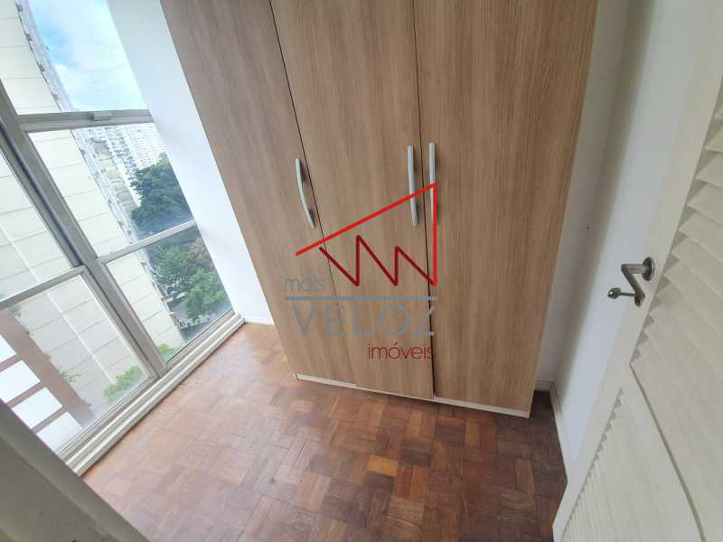 Apartamento à venda com 2 quartos, 90m² - Foto 4