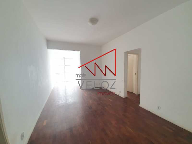 Apartamento à venda com 2 quartos, 90m² - Foto 3