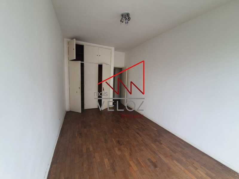 Apartamento à venda com 2 quartos, 90m² - Foto 6