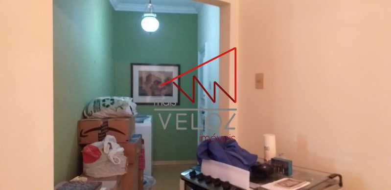 Apartamento à venda com 3 quartos, 144m² - Foto 3