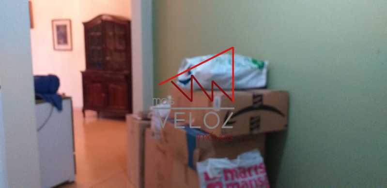 Apartamento à venda com 3 quartos, 144m² - Foto 4