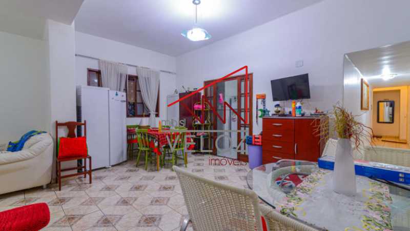 Apartamento à venda com 3 quartos, 150m² - Foto 4