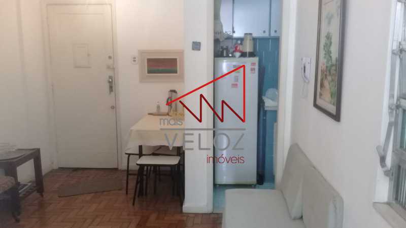 Apartamento à venda com 1 quarto, 32m² - Foto 4